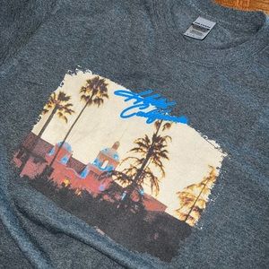 Hotel California graphic t-shirt. Charcoal heather gray. Size Small. BRA…